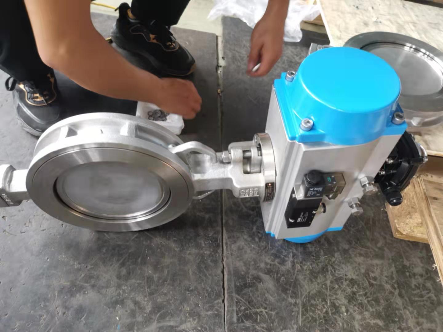 氣動蝶閥